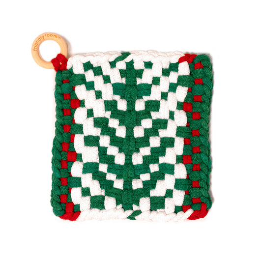 Holiday Tree Pattern - Traditional Size in Bright Holiday