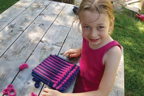 Woolworks Curriculum Guide Grades 3-8 Lesson 7: Weaving