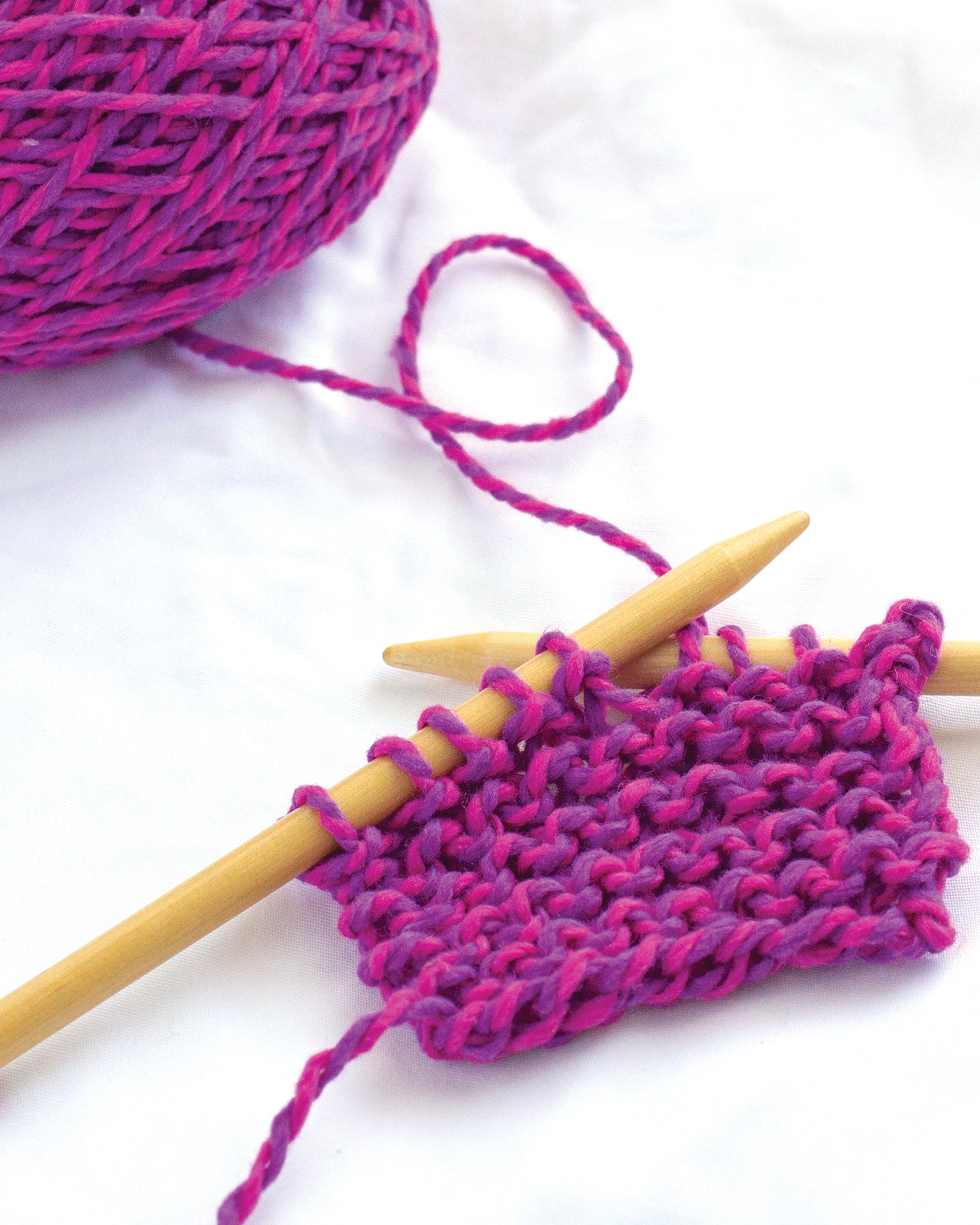 Discover Knitting: Scarf Kit - PINK/VIOLET